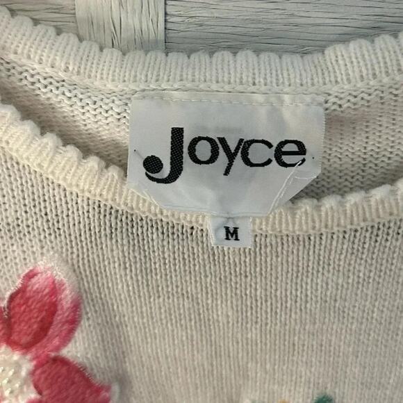 Vintage Joyce spring white sweater with flowers, size M and great condition - Picture 2 of 4